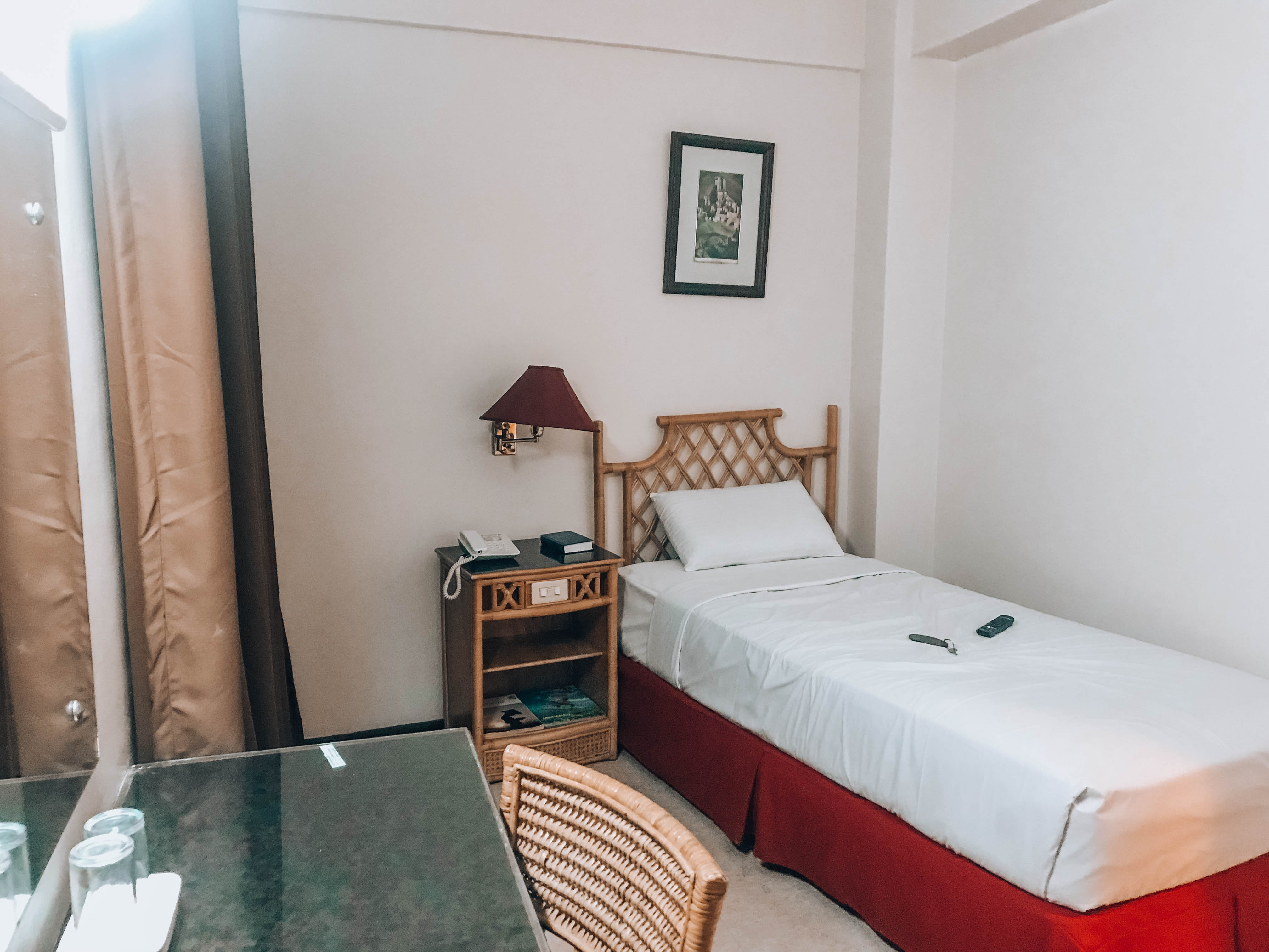 liveloveran-humbertos-hotel-davao-review-1