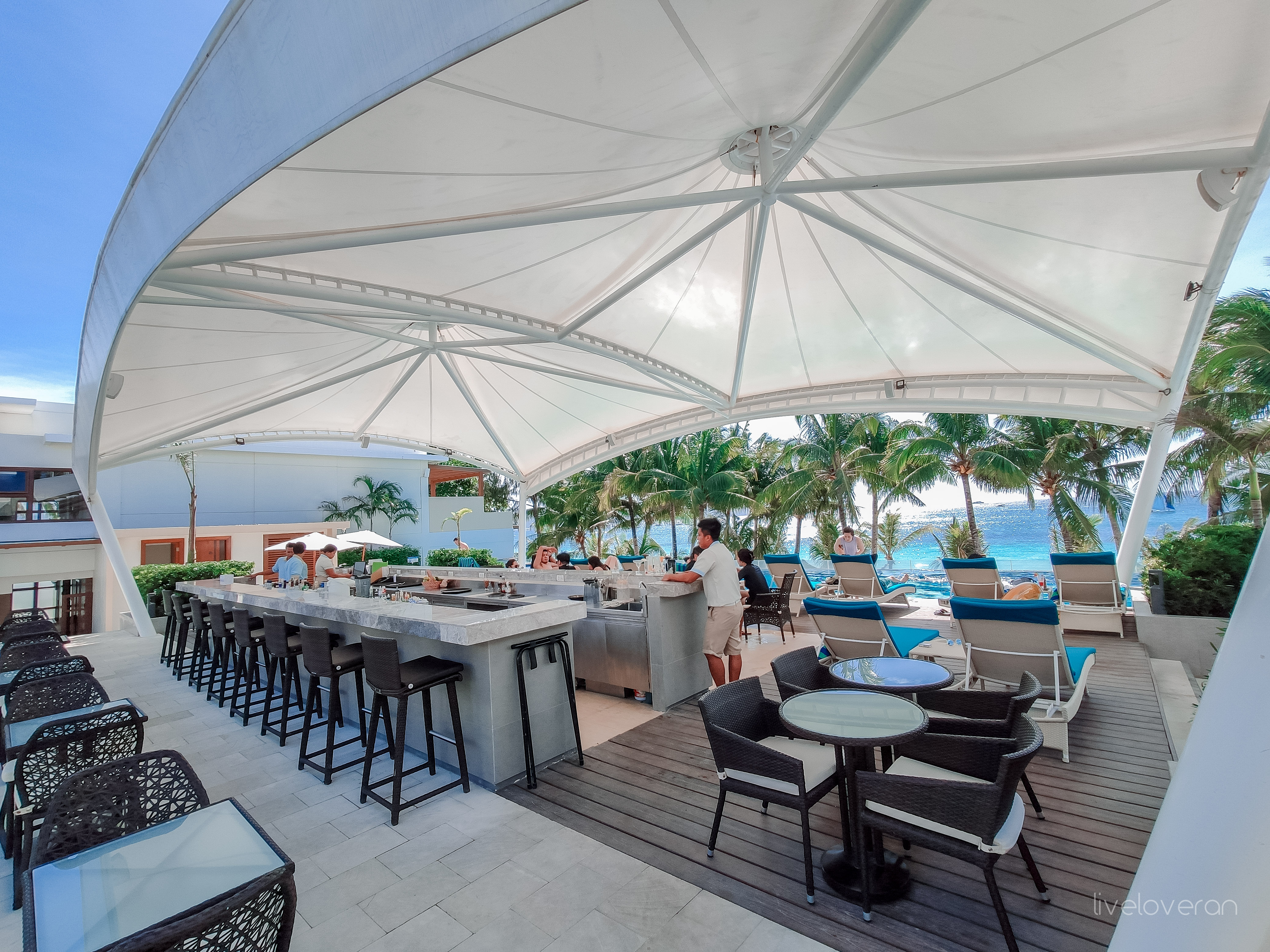 liveloveran henann palm beach review boracay sky pool bar