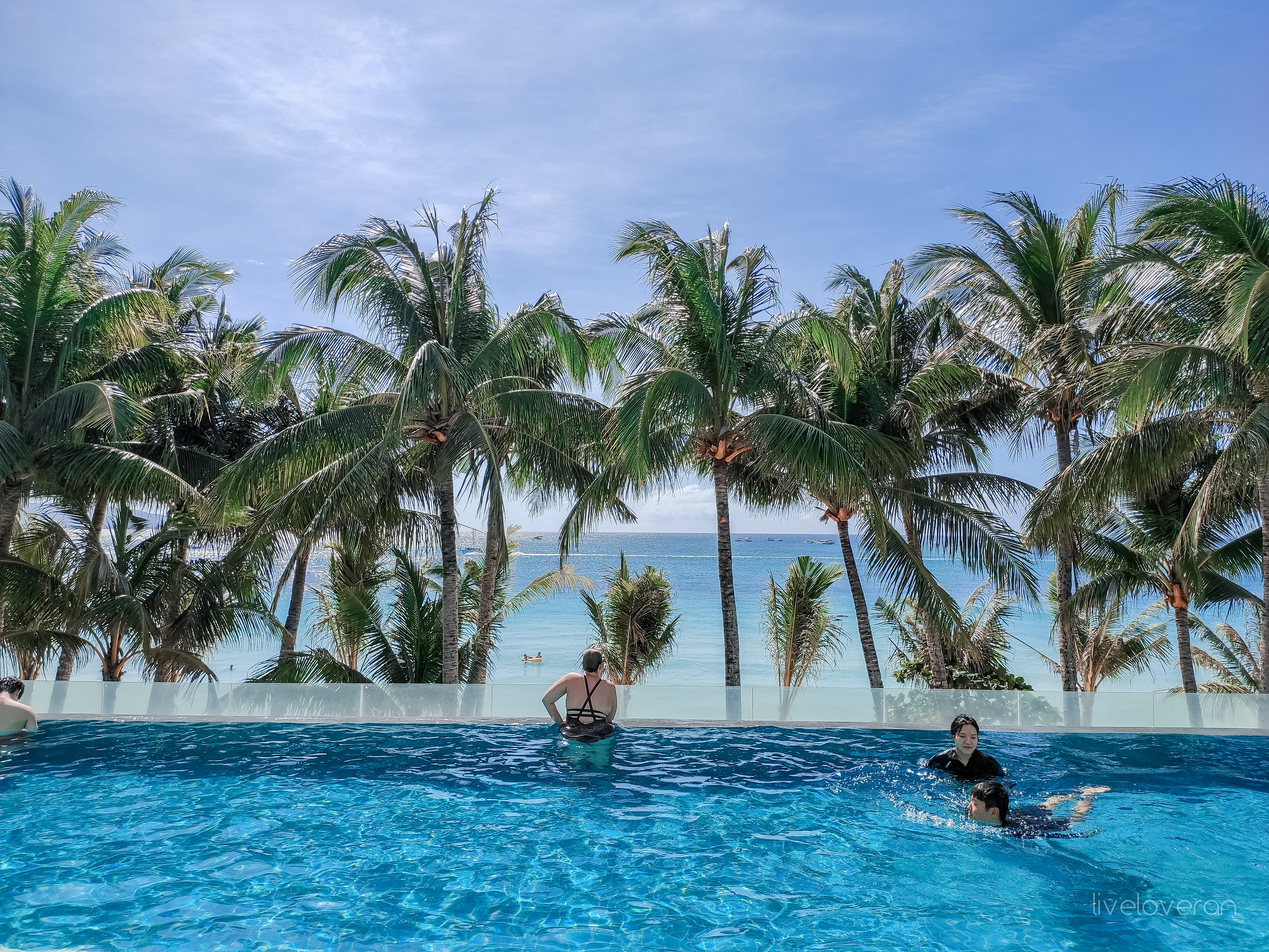 liveloveran henann palm beach review boracay sky pool